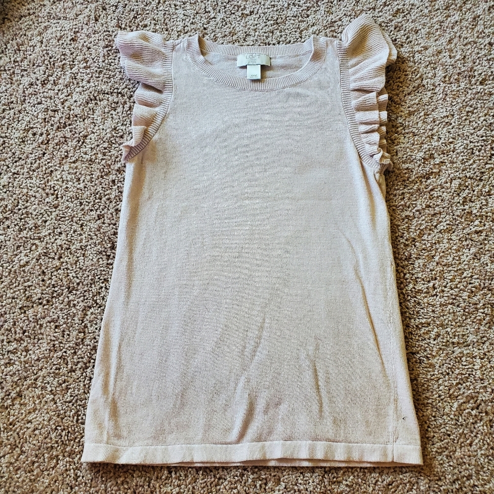 Pale pink knit thin sweater vest